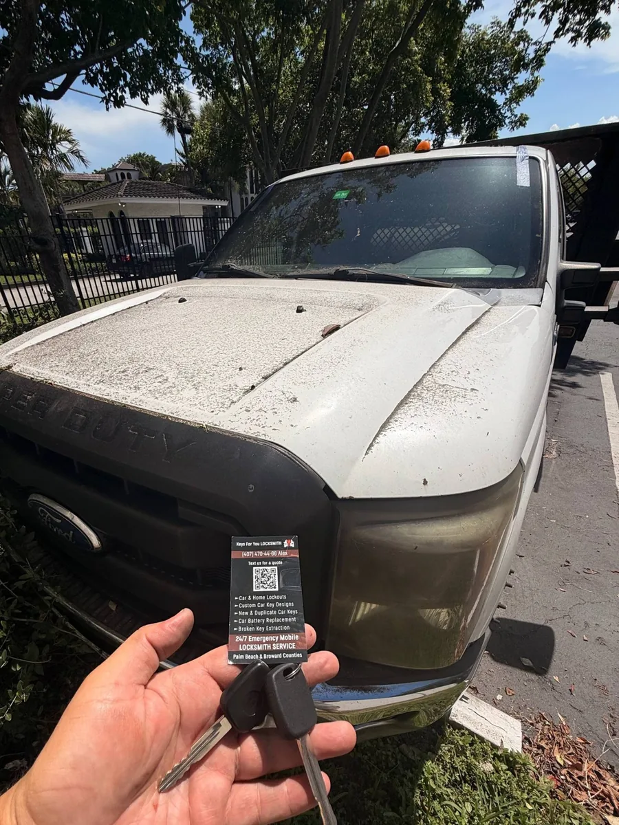 Ford Super Duty emergency unlock, new key creation and programming in Boca Raton by Keys For You Locksmith