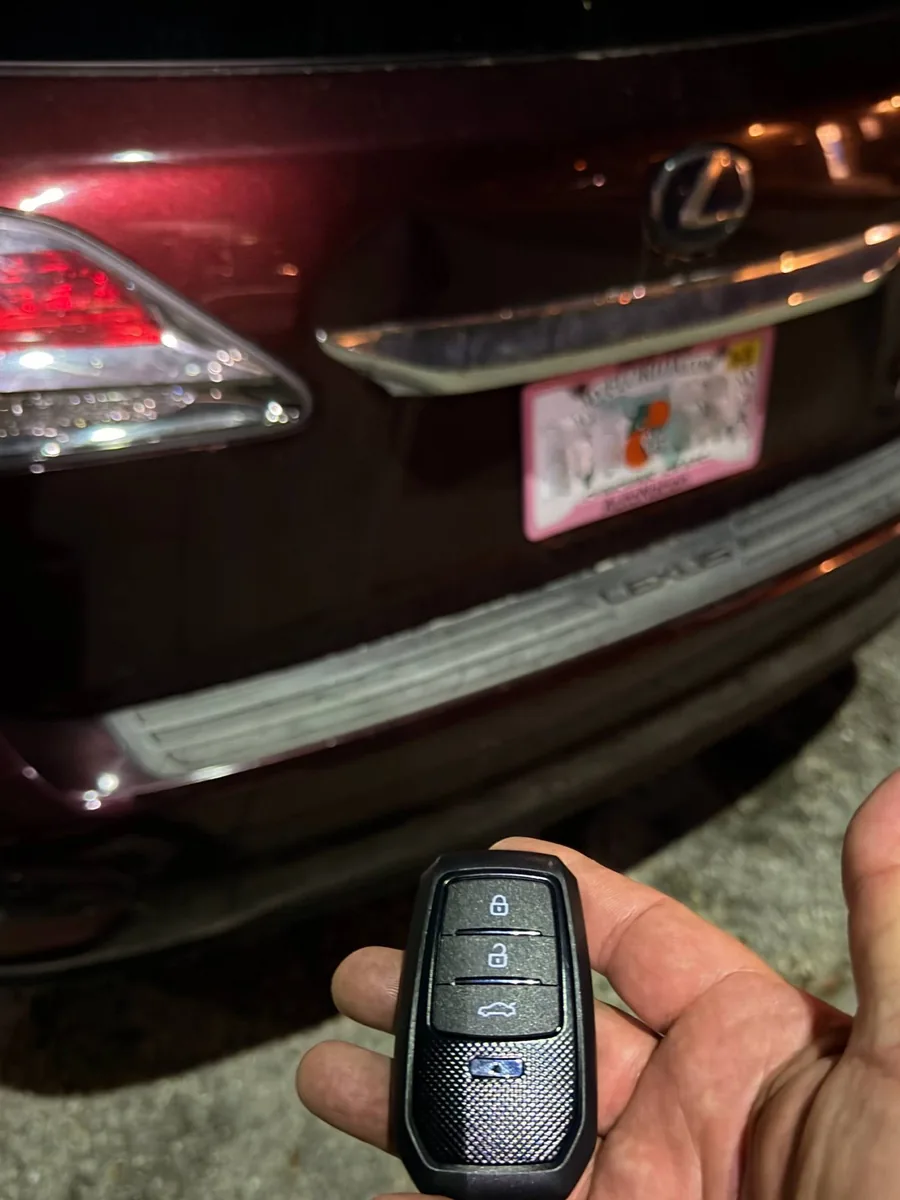 Lexus RX 450h emergency unlock, new key creation and programming in Lantana by Keys For You Locksmith
